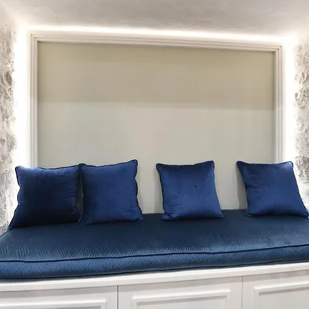 Palazzo Degli Stemmi 4*