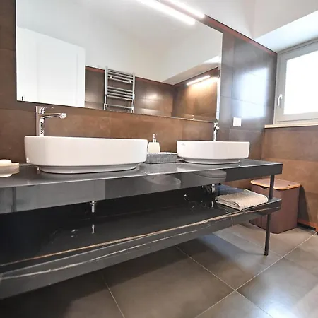 Palazzo Degli Stemmi 4* Todi