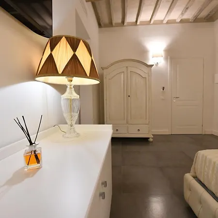 Palazzo Degli Stemmi Bed & Breakfast *
