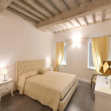 Palazzo Degli Stemmi