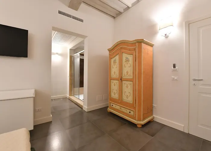 Bed & Breakfast Palazzo Degli Stemmi 4*