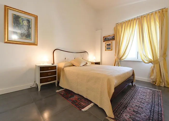 Palazzo Degli Stemmi 4* Todi